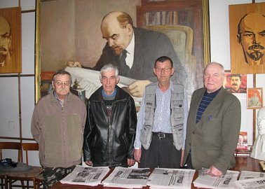 Встреча поколений в день рождения Ленина прошла в Чернском райкоме КПРФ