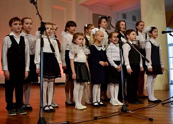 100-летие Красной Армии и 25-летие воссоздания Компартии. 100-летие Красной Армии и 25-летие воссоздания Компартии.