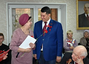 На круглом столе в Туле, посвященном годовщине Великого Октября, выступили Николай Арефьев и Сергей Удальцов