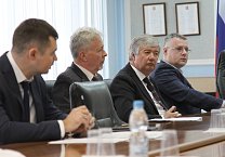 Председатель комитета по местному самоуправлению, руководитель фракции КПРФ в Тульской областной Думе Алексей Лебедев провел очередное заседание комитета Председатель комитета по местному самоуправлению, руководитель фракции КПРФ в Тульской областной Думе Алексей Лебедев провел очередное заседание комитета