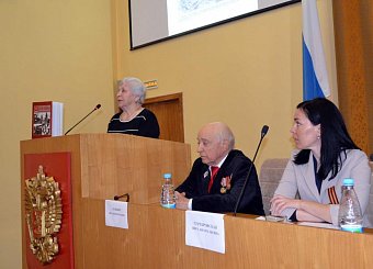 Тульский обком КПРФ провел чествование детей войны с презентацией книги.