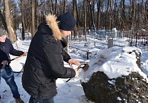 Коммунисты призывают помнить уроки истории