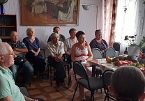 Сразу три Спаса отметили коммунисты в Ефремове на празднике урожая Сразу три Спаса отметили коммунисты в Ефремове на празднике урожая