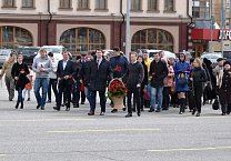 22 апреля в 11.00 на площади Ленина состоится возложение цветов в честь годовщины со дня рождения Владимира Ильича Ленина