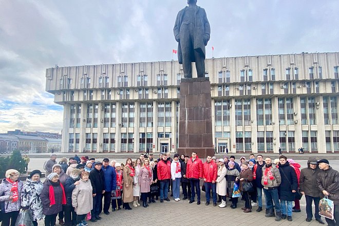 Тульские коммунисты отпраздновали годовщину Великого Октября