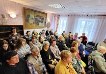1 Мая коммунисты города Ефремова провели торжественное партсобрание, на котором отметили 30 лет КПРФ 1 Мая коммунисты города Ефремова провели торжественное партсобрание, на котором отметили 30 лет КПРФ