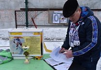 Веневский райком КПРФ выступил генеральным спонсором турнира по хоккею на снегу имени политрука Поликарпова
