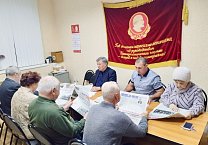 Первый секретарь Тульского обкома Алексей Лебедев провел инструктаж секретарей местных отделений по информированию жителей о Заявлении Президиума ЦК КПРФ по выборам