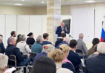Г.А. Зюганов выступил на круглом столе «Северный мёд», посвящённом проблемам пчеловодства на российском Cевере Г.А. Зюганов выступил на круглом столе «Северный мёд», посвящённом проблемам пчеловодства на российском Cевере