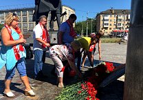 Тульские коммунисты почтили память павших в годы Великой Отечественной войны