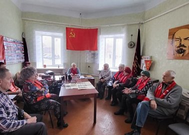 Ефремовские коммунисты почтили память И. В. Сталина