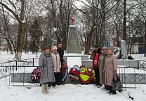 Коммунисты Богородицка чествуют своих ветеранов Коммунисты Богородицка чествуют своих ветеранов