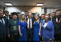 "Пчела и человек". Г.А. Зюганов принял участие в конгрессе пчеловодов в Москве "Пчела и человек". Г.А. Зюганов принял участие в конгрессе пчеловодов в Москве