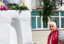 Тульский обком КПРФ провел акцию, посвященную Международному дню русского языка Тульский обком КПРФ провел акцию, посвященную Международному дню русского языка