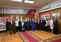 Депутаты-коммунисты встретились с учащимися школы №9 города Алексина Тульской области Депутаты-коммунисты встретились с учащимися школы №9 города Алексина Тульской области