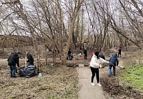 В Туле силами коммунистов приведена в порядок территория вокруг Серебровского родника В Туле силами коммунистов приведена в порядок территория вокруг Серебровского родника