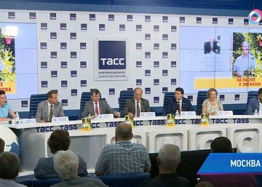 Общественное телевидение России показало сюжет о книге "На пасеке у Зюганова"