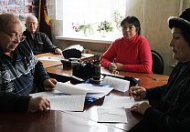 Ефремовские депутаты-коммунисты провели прием граждан
