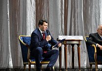 Геннадий Зюганов принял участие в открытии XXII международного Конгресса Апиславии Геннадий Зюганов принял участие в открытии XXII международного Конгресса Апиславии