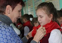 В Ефремове продолжается прием в пионеры