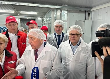 Кандидат на должность президента РФ Николай Харитонов посетил ЗАО «Лыткаринский мясоперерабатывающий завод»