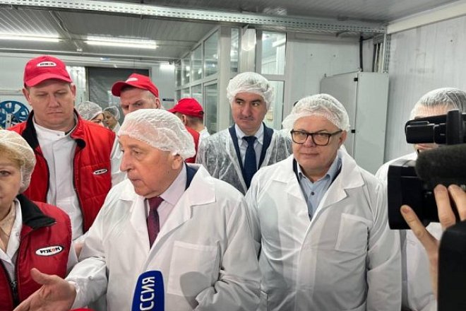 Кандидат на должность президента РФ Николай Харитонов посетил ЗАО «Лыткаринский мясоперерабатывающий завод»