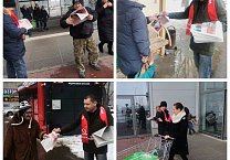 Тульский обком партии организовал очередной агитационный рейд на многолюдных улицах областного центра и у проходных заводов